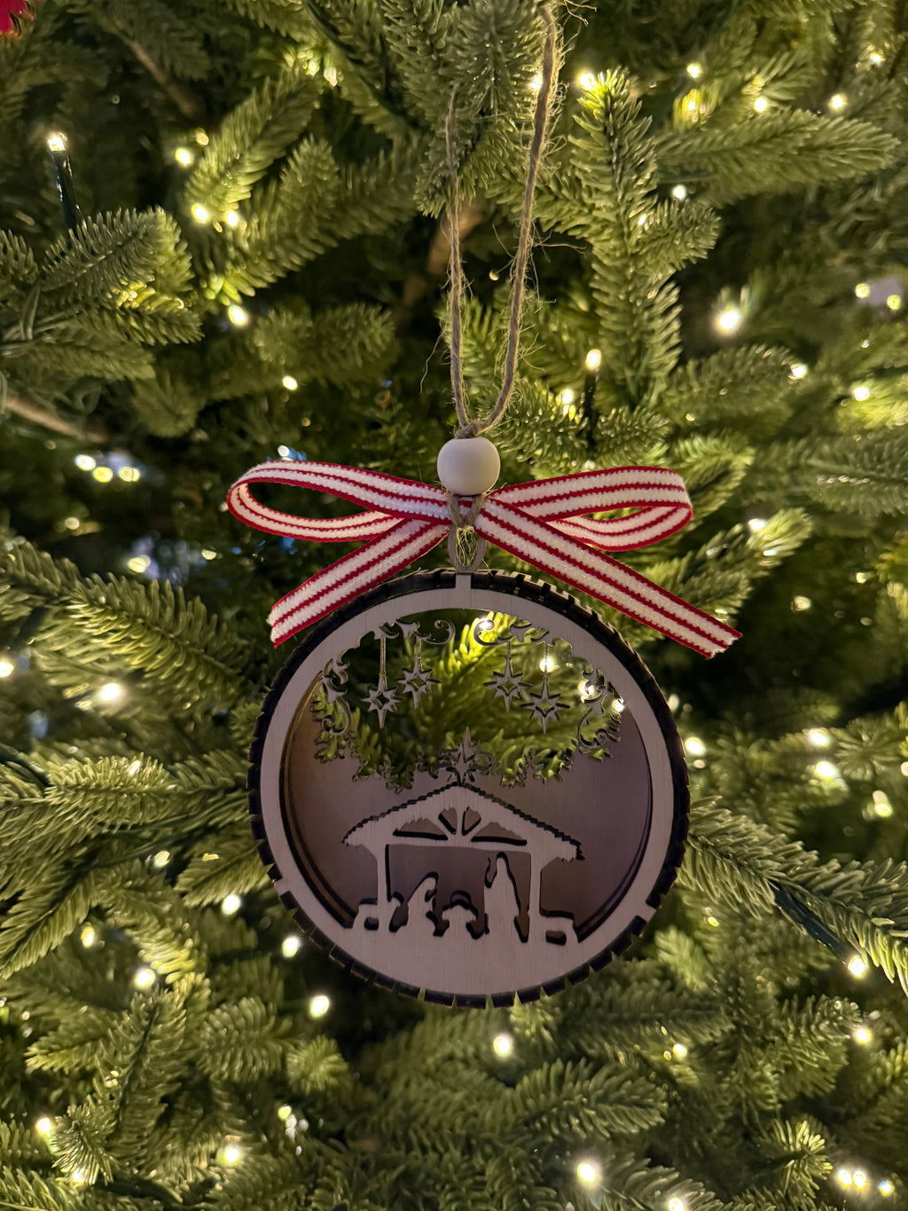 Globe Ornament (Nativity Scene)