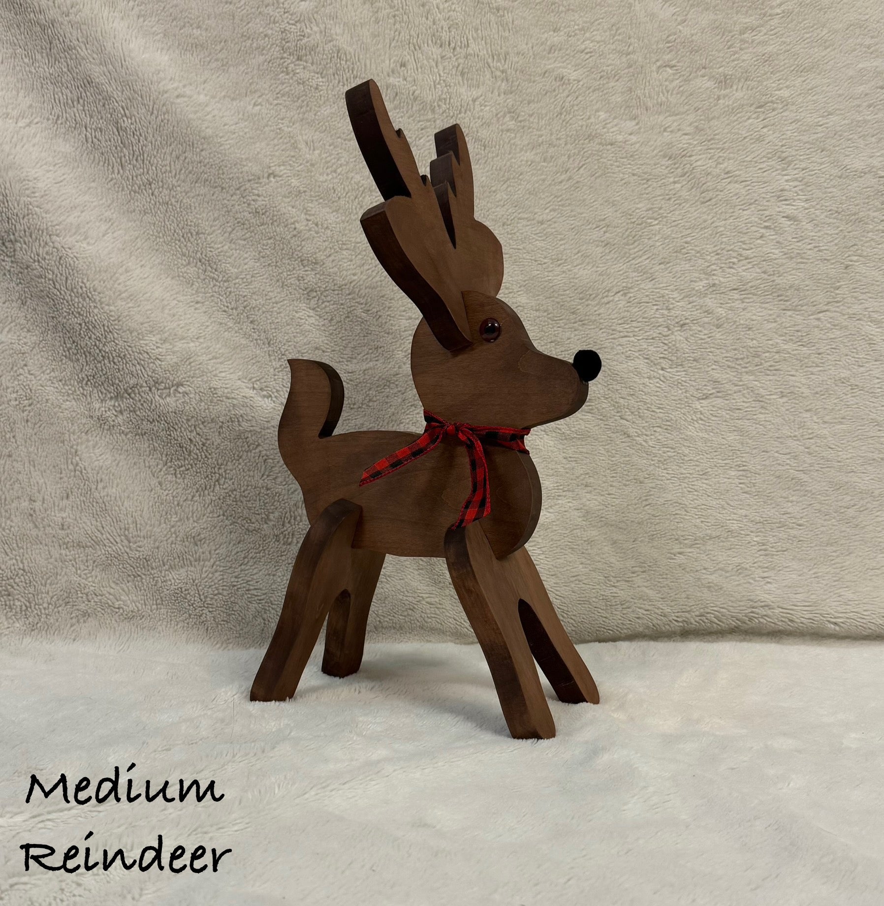 Medium Reindeer image 0