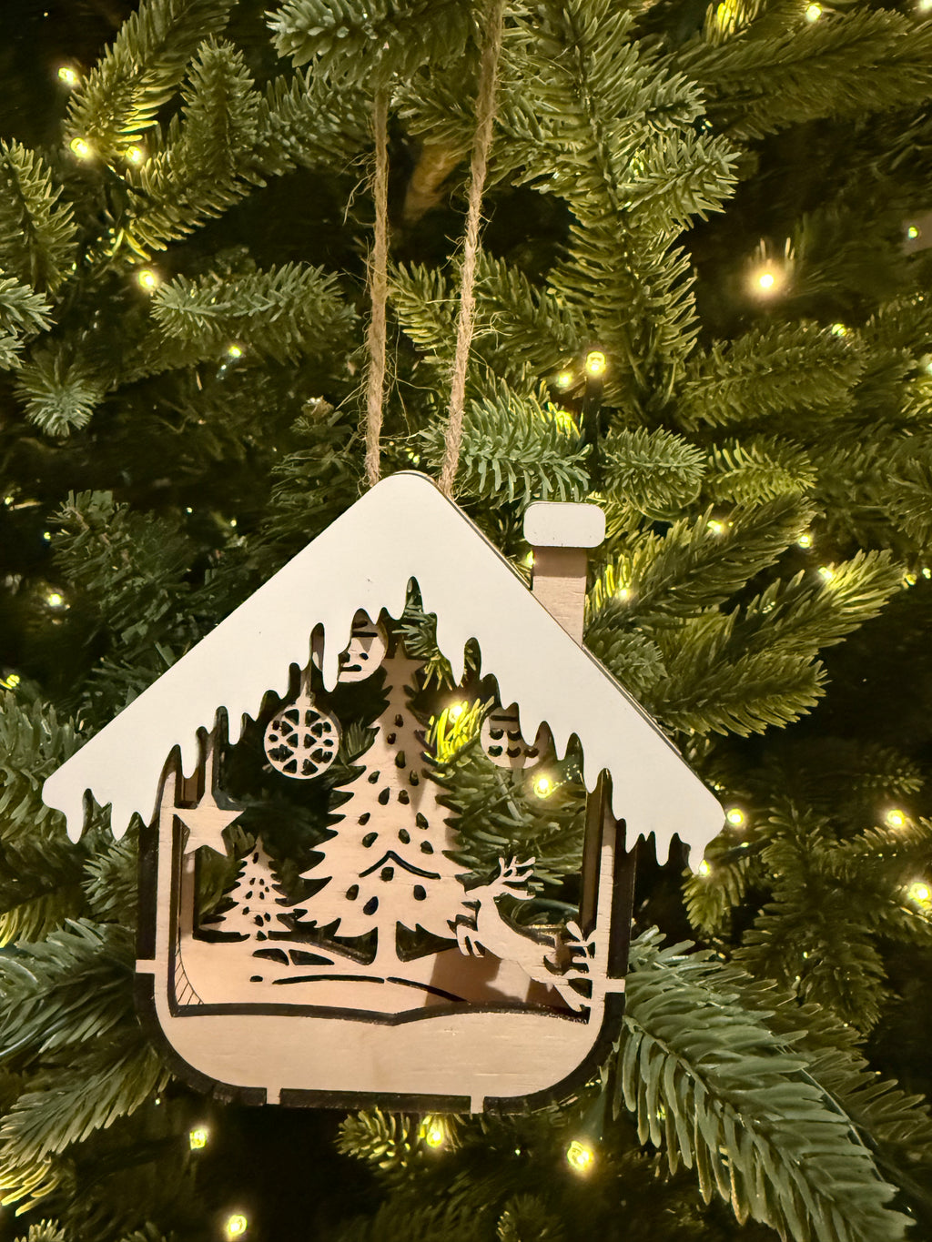 House Ornament (Jumping Deer)