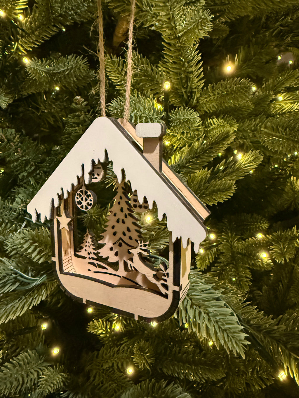 House Ornament (Jumping Deer)