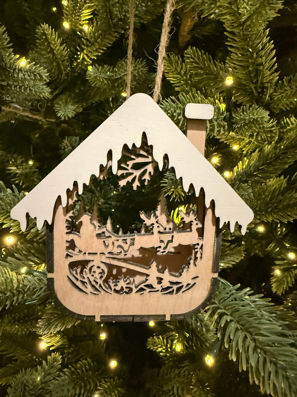 House Ornament (Santa W/Reindeer)
