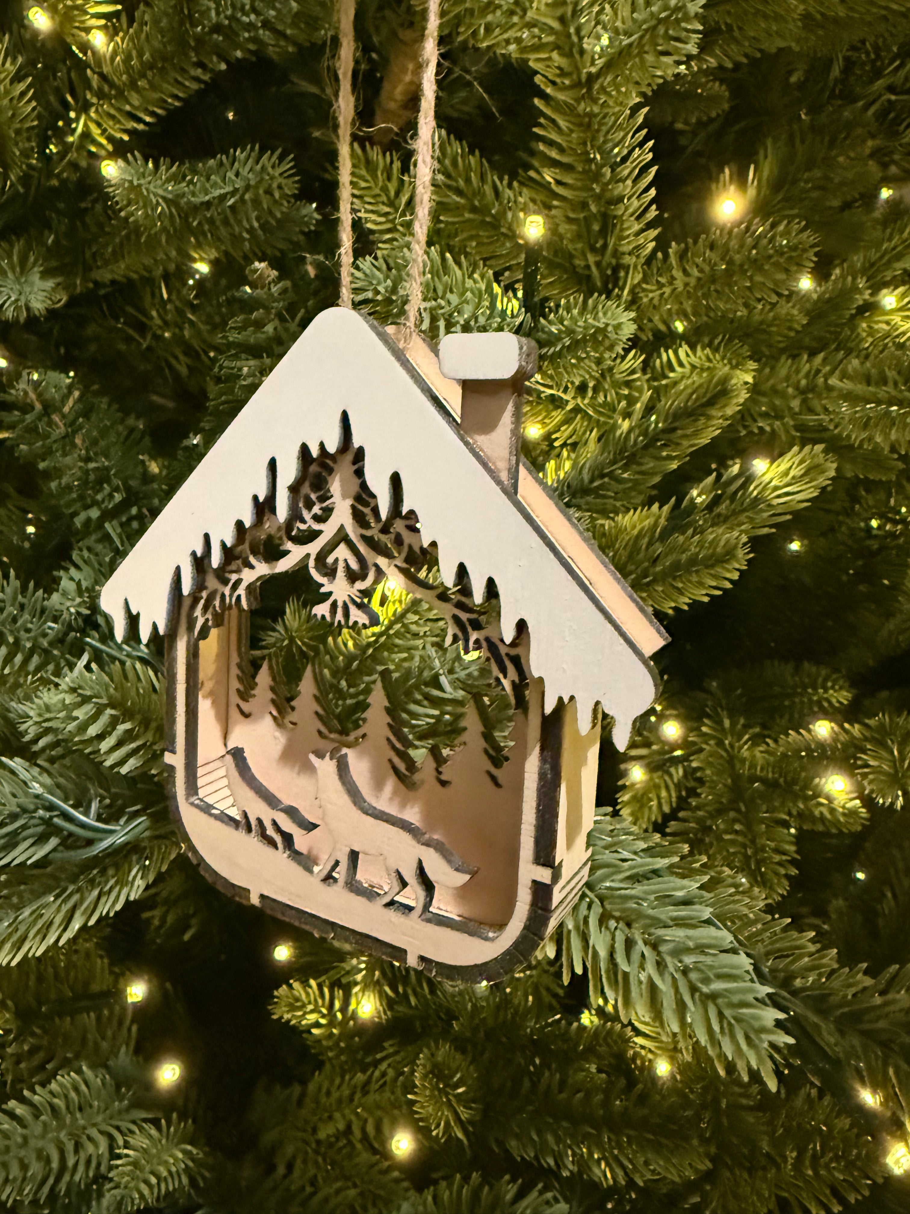 House Ornament (Wolves)