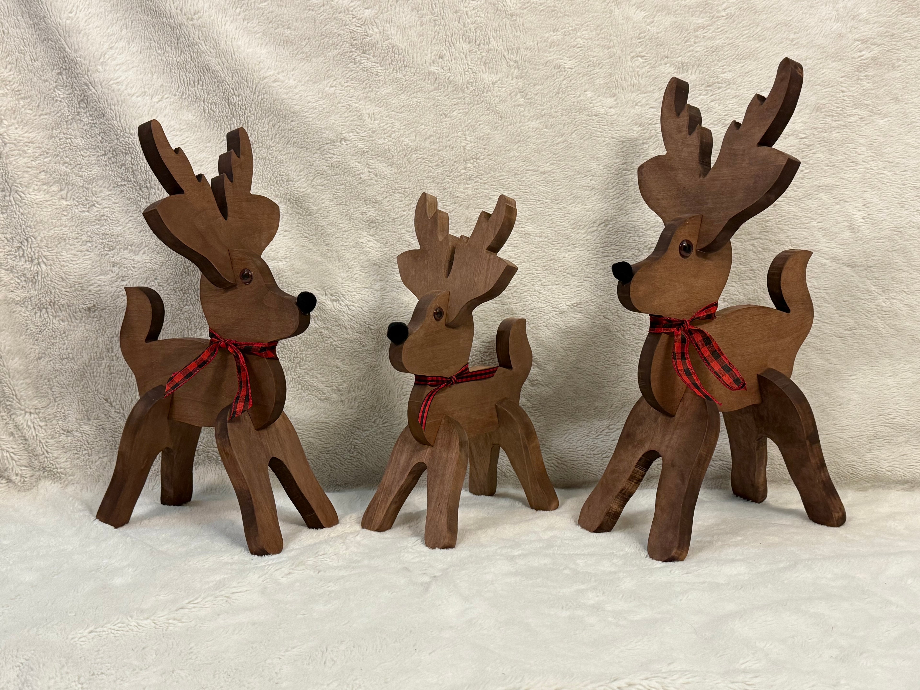 Reindeer Family image 0